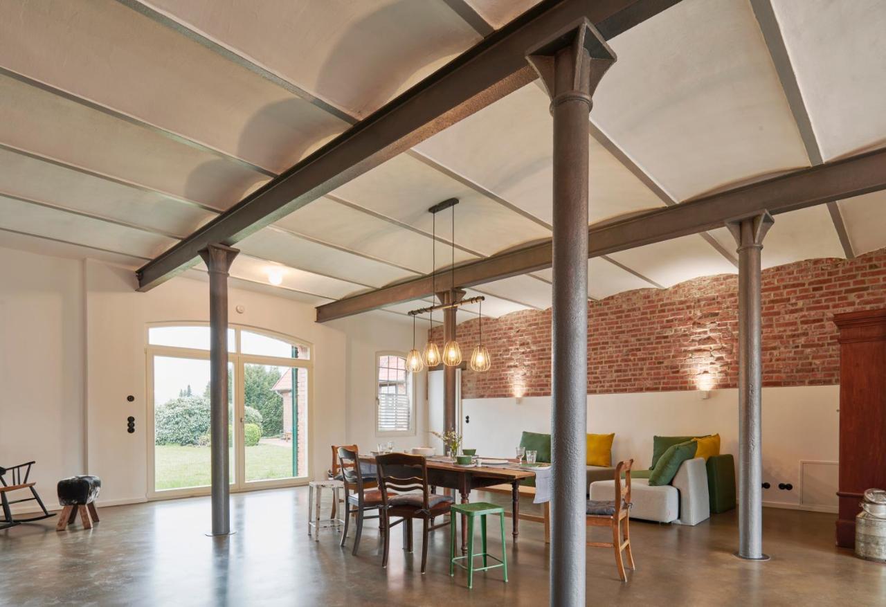 Re~Barn - Modern Country Stay Essel Екстериор снимка
