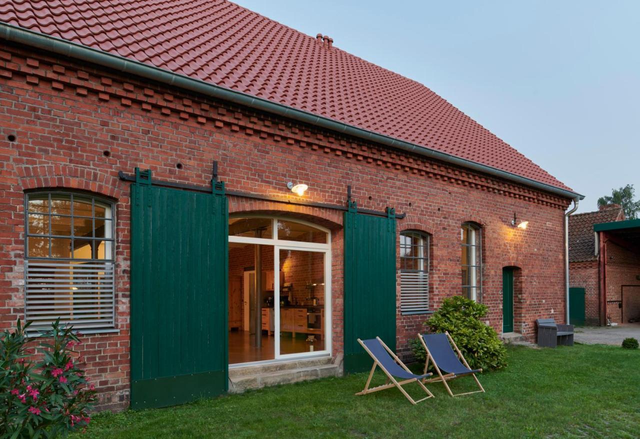 Re~Barn - Modern Country Stay Essel Екстериор снимка